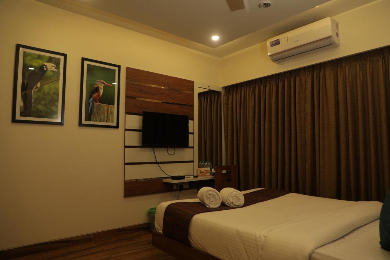 Sky Suites By Monarch Navi Mumbai Luaran gambar